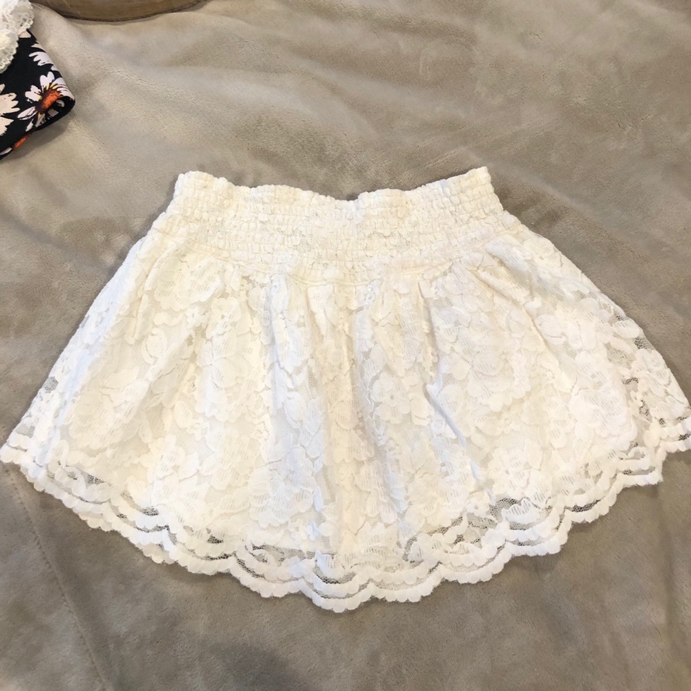 White Lace Skirt - image 3